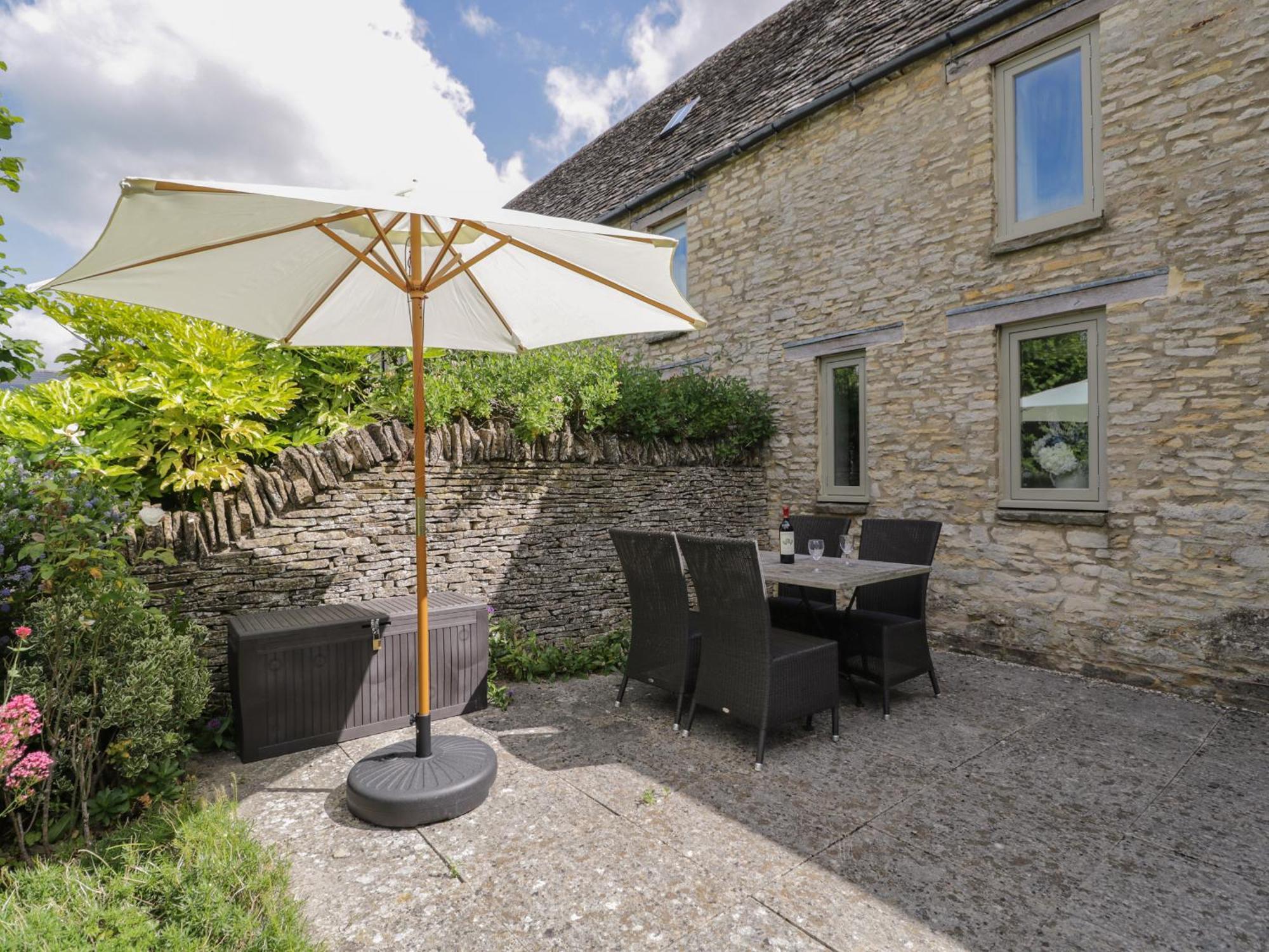 Little Owl Cottage Burford Esterno foto